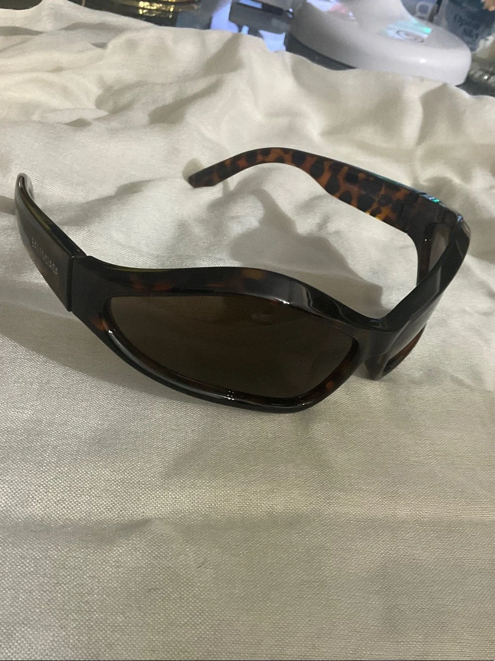 Balenciaga bold shield